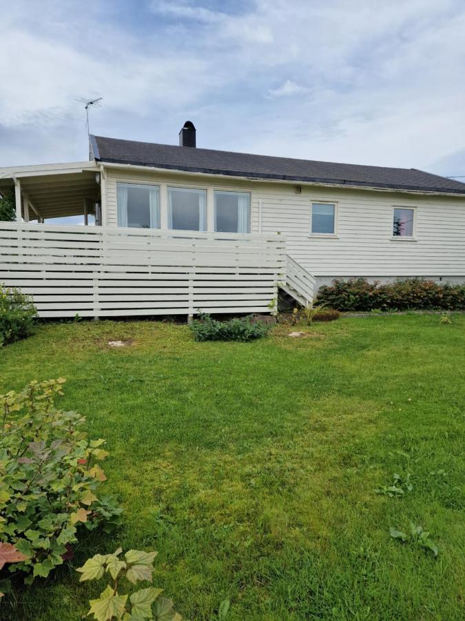 Warm And Cozy Cottage, Great Location Kvaloya Exterior foto